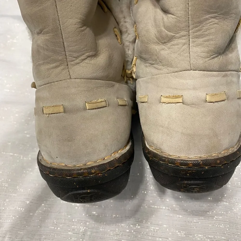 UGG Australia Elijo Boots Women Size 9